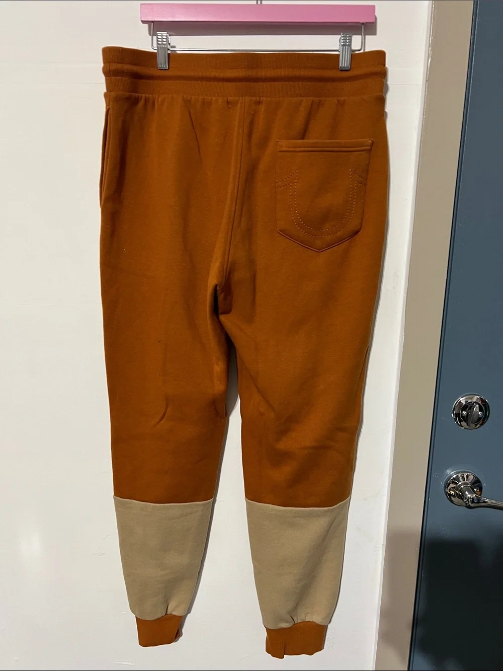 Sets True Religion Rust Orange Sweatpants and hooded sweatshirt